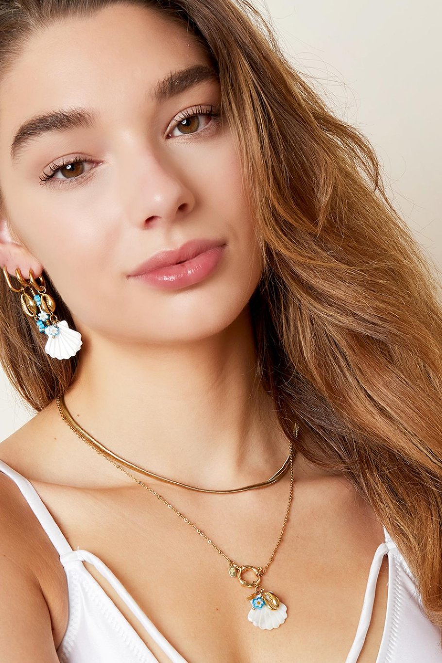 Necklace with shell charm - Beach collection 